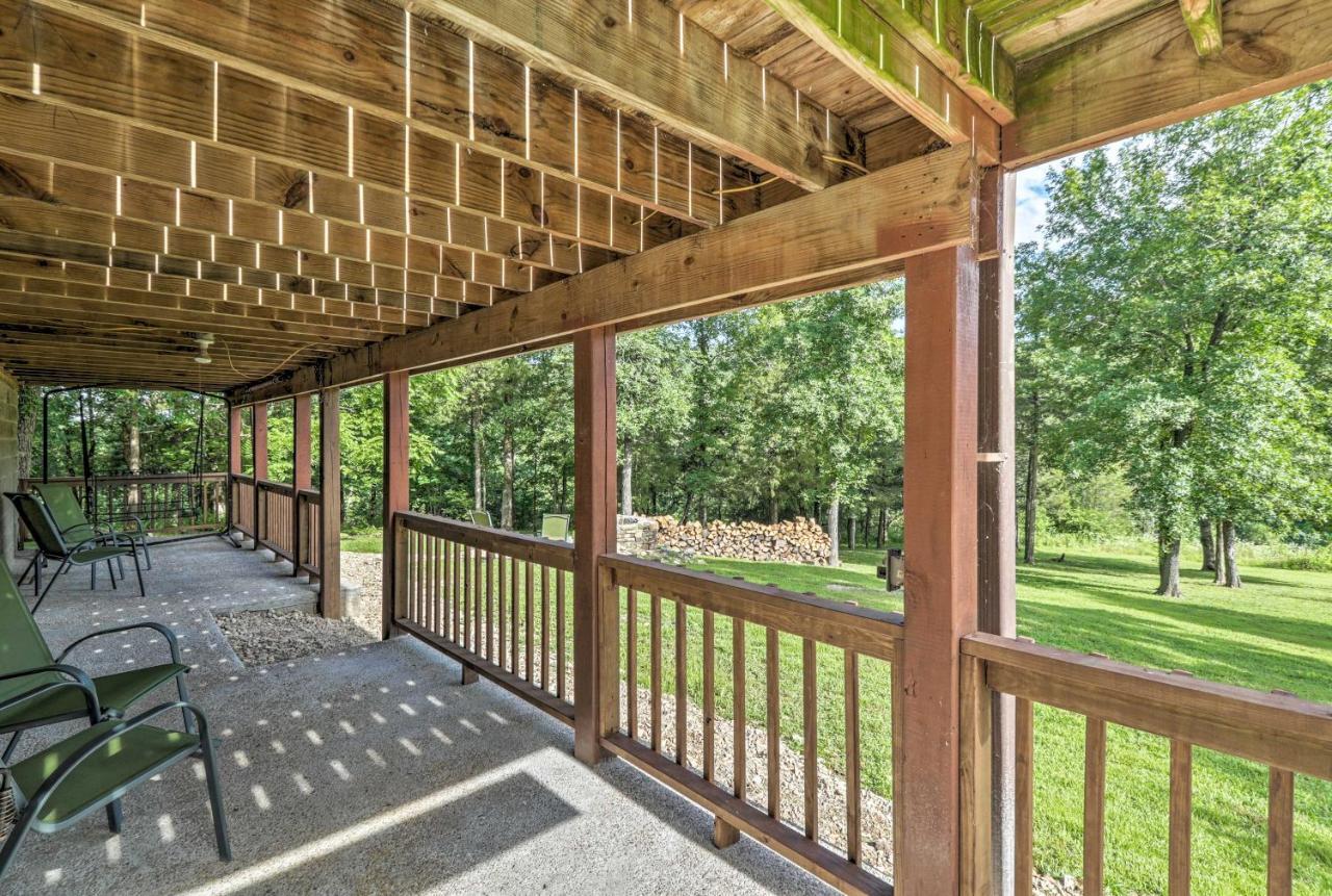 Creekside Hideaway With Fire Pit And Creek Access! Villa Mountain View Exterior foto